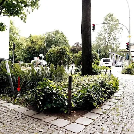 Апартаменты Lang Li By Rockchair L Superhost Status L 2 Bedrooms Boxspringbeds In Center - Cozy Family & Business Flair Welcomes You! *