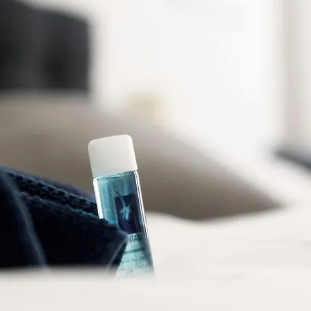 Lang Li By Rockchair L Superhost Status L 2 Bedrooms Boxspringbeds In Center - Cozy Family & Business Flair Welcomes You! *