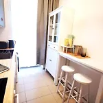 Lang Li By Rockchair L Superhost Status L 2 Bedrooms Boxspringbeds In Center - Cozy Family & Business Flair Welcomes You! * Berlino