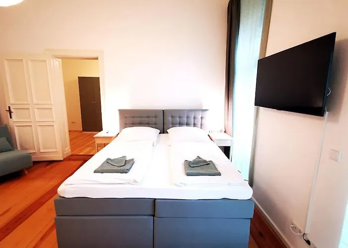 公寓 Lang Li By Rockchair L Superhost Status L 2 Bedrooms Boxspringbeds In Center - Cozy Family & Business Flair Welcomes You! *