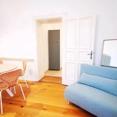 Apartment Lang Li By Rockchair L Superhost Status L 2 Bedrooms Boxspringbeds In Center - Cozy Family & Business Flair Welcomes You! Berlin