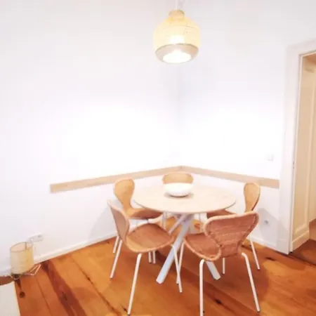 Lang Li By Rockchair L Superhost Status L 2 Bedrooms Boxspringbeds In Center - Cozy Family & Business Flair Welcomes You! Berlin